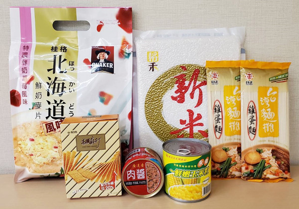 搶救受飢兒-OK超商愛心物資箱內容