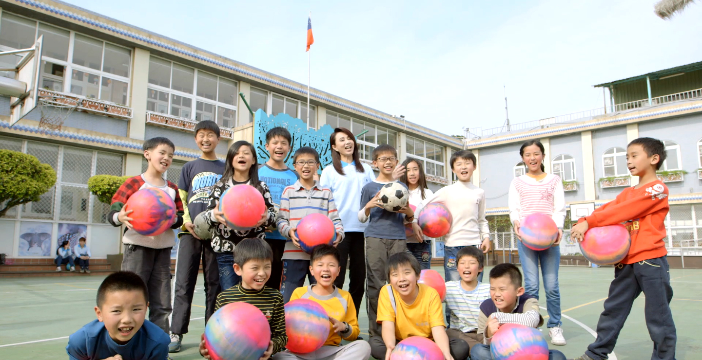 世界和平會2016 搶救受飢兒愛心大使—孫翠鳳女士