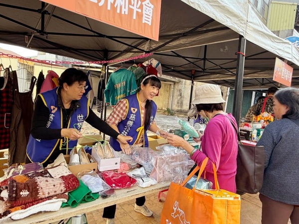 世界和平會 志工.志願服務.義賣照片