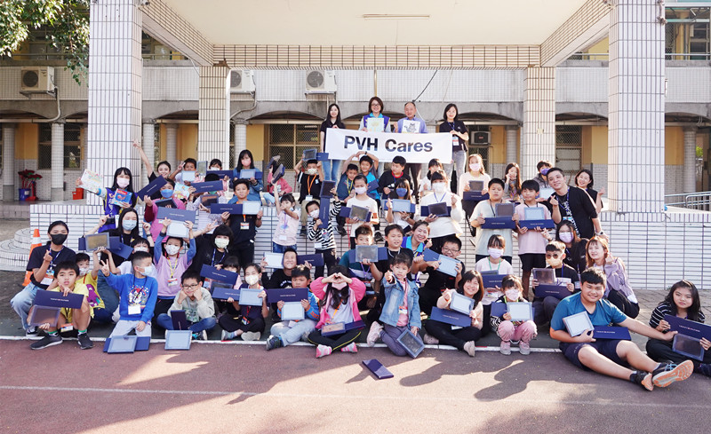 PVH團隊與世界和平會閱讀服務，守護孩子的好奇心與想像力。